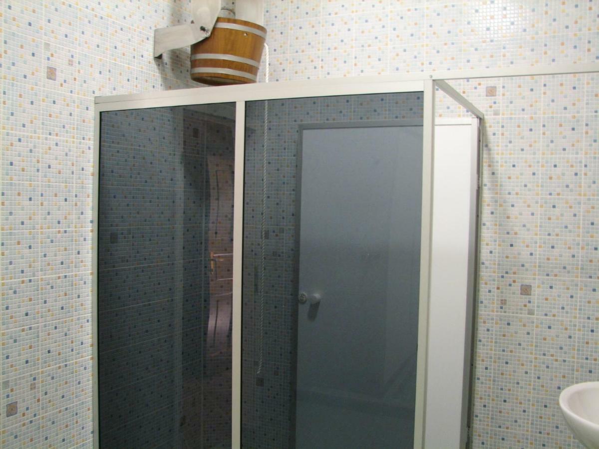 Hotel Fortuna Davod Bagian luar foto